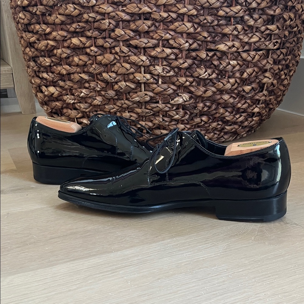 Magnanni Mens Black Patent Leather Oxford Shoes